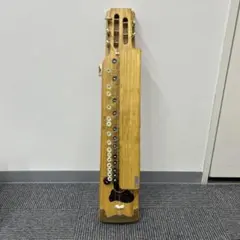 想*）様 琴 大正琴 13弦 楽器 弦楽器 和楽器 木製 伝統楽器 和 昭和レト 木製 13弦 大正琴 ナチュラルウッド - メルカリ