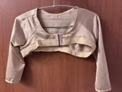 二の腕　脂肪吸引　圧迫着　ベージュ　韓国 Mサイズ