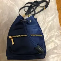 Samantha の青ミニバック