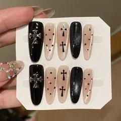 ネイルチップ 10個入りクロスデザインロング マグネットキラキラ　ブラックピンク