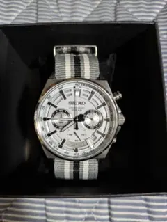 SEIKO クロノグラフ ホワイト文字盤 腕時計