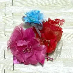 【美品】花のコサージュ　3点セット　赤　ピンク　青