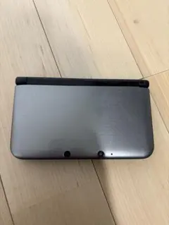 ニンテンドー3DS LL グレー 本体、ニンテンドーDSライト白本体、カセット付