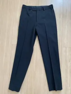 【極美品】ユニクロ　感動パンツ（ウールライク）ブラック　W76