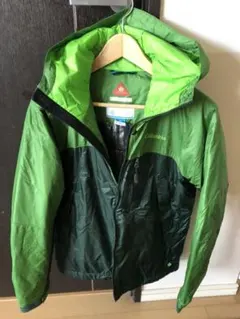 ナイロンジャケット