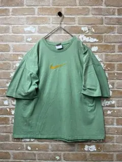 90s NIKE ナイキ　USA製　Tシャツ　センターロゴ　緑　オーバーサイズ