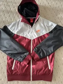 Nike フード付きナイロンジャケット