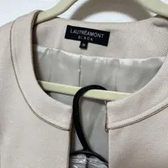 LAUTRÉAMONT ベージュ ノーカラージャケット 36 スーツ　スカート