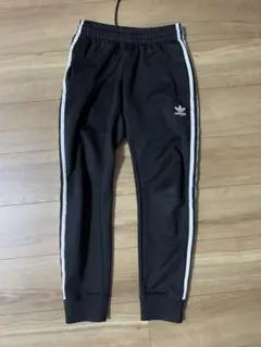 adidas ブラック トラックパンツ　ジョガーパンツ XS