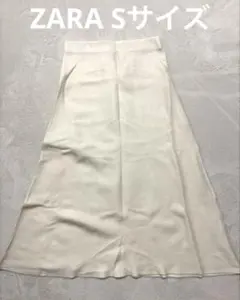ZARA ホワイト ニットフレアスカート Sサイズ