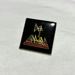 Def Leppard デフレパード　ピンバッジ