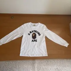 A BATHING APE XL ホワイト Tシャツ　ロンTのサムネイル