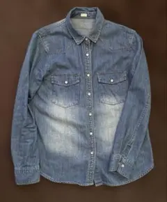 GU薄手デニム調ダンガリー長袖シャツ S 羽織り パール