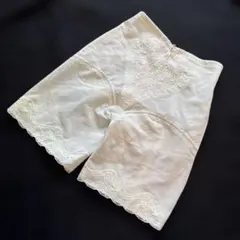 Item thumbnail for item 2d558f71-2ae1-4297-a265-aeed24be28cf