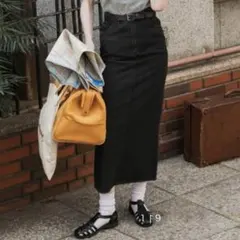ブラック　タイトスカート FREEサイズ