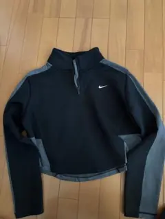 NIKE スポーツウェア　トップス