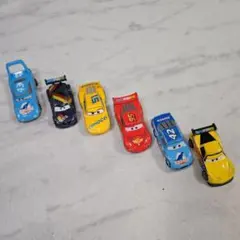トミカ　カーズ　6台セット
