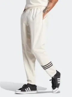 adidas originals neuclassics ジョガーパンツ