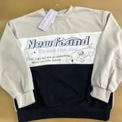 新品タグ付き✴︎ラメトレーナー 130cmのサムネイル
