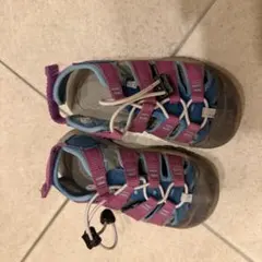 keenキッズサンダル ピンク/ブルー　16.0