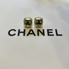 【ラスト1点】CHANEL ゴールドスクエア型ピアス　ノベルティ