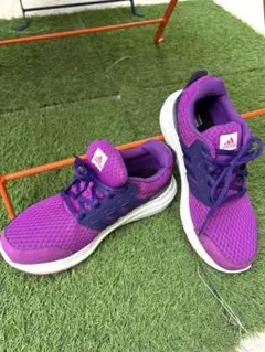 adidas ランニング23cm 紫 スニーカー