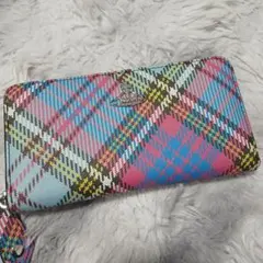 【未使用級】ヴィヴィアンウエストウッド長財布マルチカラージッブ