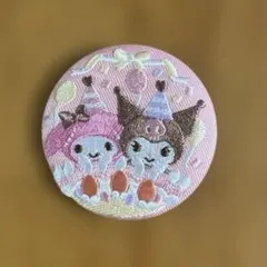 サンリオ　マイメロ・クロミ　刺繍缶バッジ