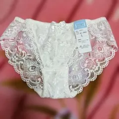 Item thumbnail for item 9318330f-5aaf-4318-91ff-7977f42e13bc