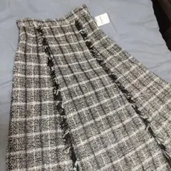 フリンジ付き黒白チェックロングスカート