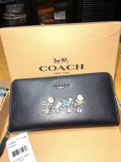 ★新品未使用★ COACH Disneyコラボスヌーピー 長財布ブラックのサムネイル