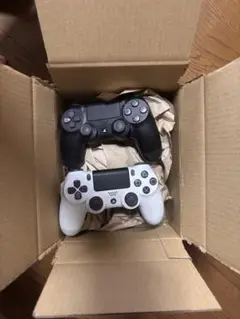 PS4 ワイヤレスコントローラー 黒白 2個セット ジャンク