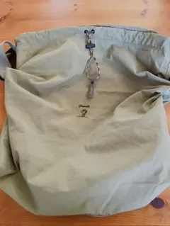 Item thumbnail for item b1f8045d-b062-432a-aa31-a59dfc0d6bc4