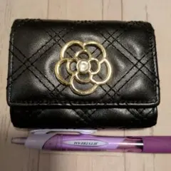 ブラックレザー三つ折り財布♥同梱100引♥