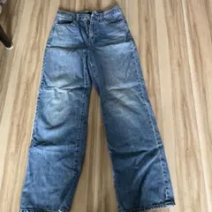 UNIQLO ワイドレッグ デニムパンツ　24(61センチ)
