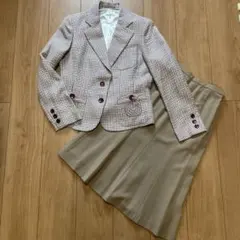 美品 Leilian 9号 セットアップスカートスーツ
