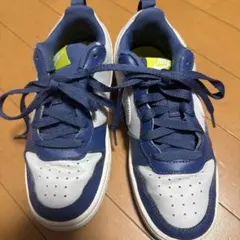 NIKE ネイビー ホワイト スニーカー　23cm
