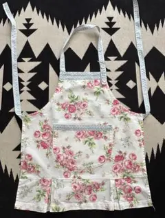 Laura Ashley 花柄エプロン