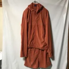 モンベル　セットアップ　オレンジ色