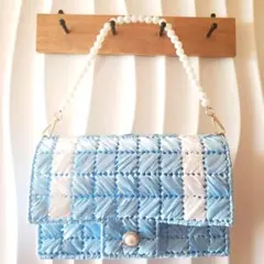 Item thumbnail for item a3189203-4dfc-48bb-9056-44039a44848b