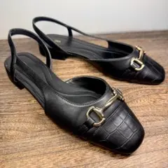 ◆ZARA◆ザラ 23.0cm ビットサンダル 黒 クロコ型押し レザー