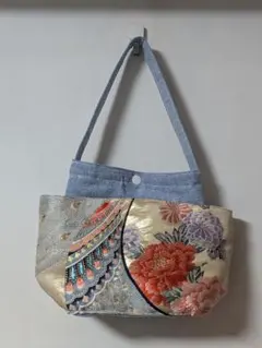 帯リメイク 花柄トートバッグ 前面ポケット付き - メルカリ