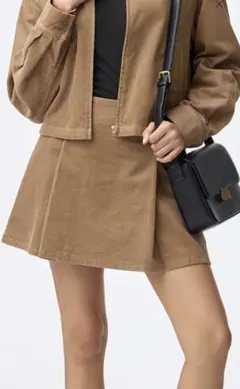 GU コーデュロイスコート