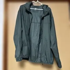 UNIQLO ポケッタブルパーカー L