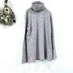 ユニクロUNIQLO♡ハイネック カットソー  花柄 グレー 【XL】 春夏
