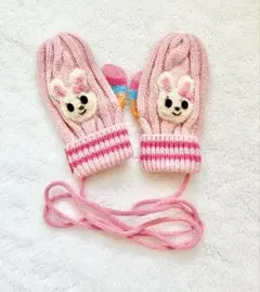 mikihouseミキハウス ウサギ刺繍のピンクニットミトン