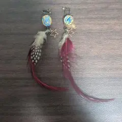 羽根と星のデザイン イヤリング