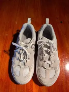 NIKE スニーカー ホワイトのサムネイル