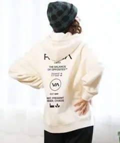 RVCA フルジップパーカー クリーム色　Lサイズのサムネイル