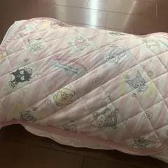 枕とサンリオキャラクターズの枕カバーのセット